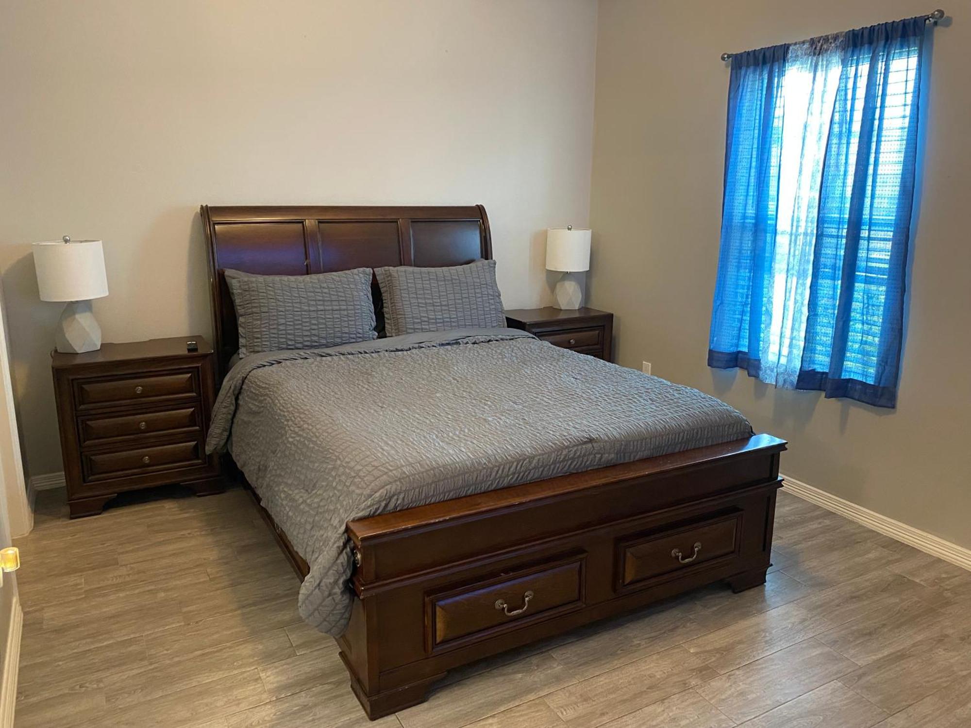 Apartmán Cozy Getaway With King Bed Near Utrgv Edinburg Exteriér fotografie