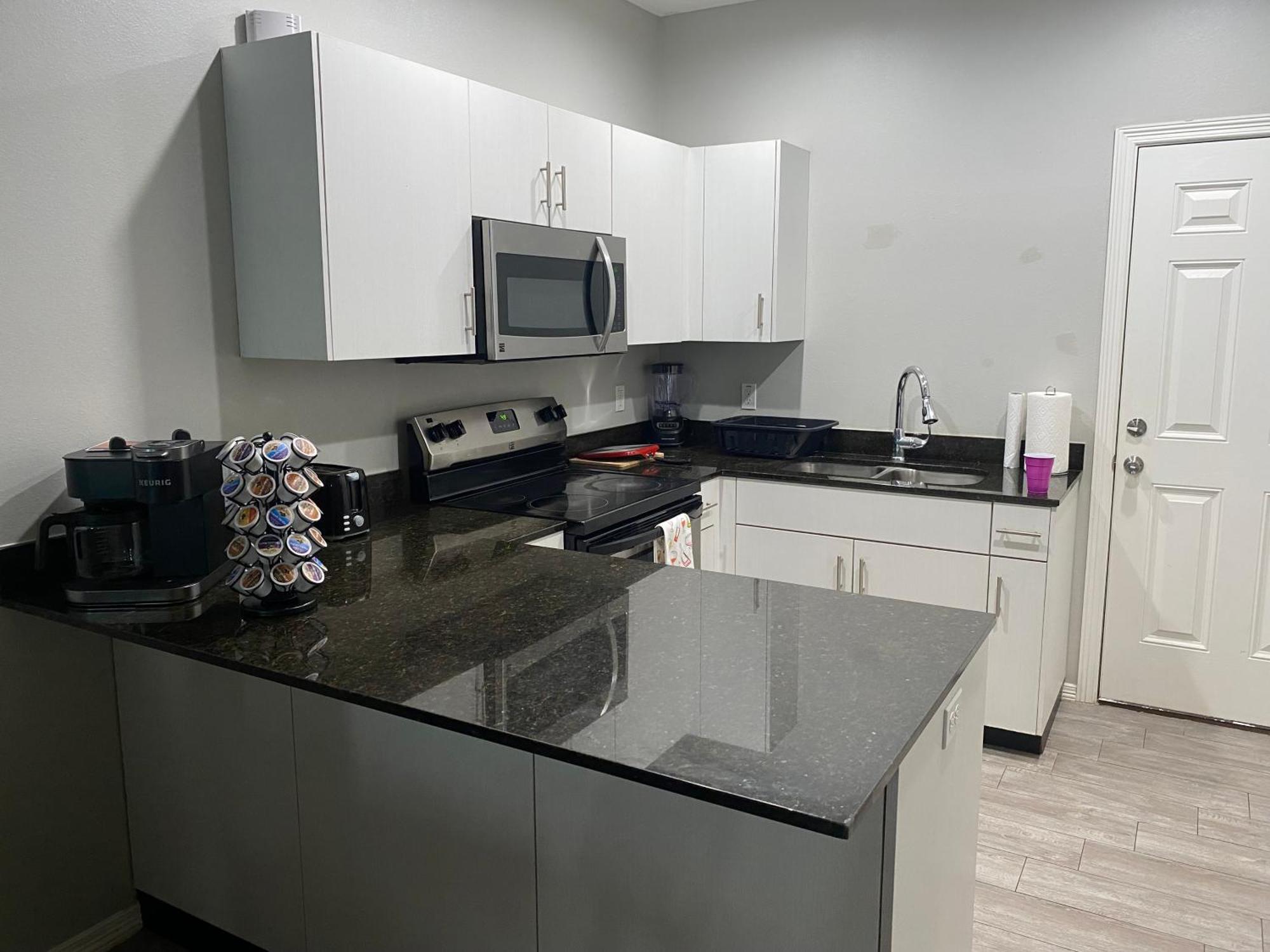 Apartmán Cozy Getaway With King Bed Near Utrgv Edinburg Exteriér fotografie